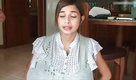 سینه کلان, Kayla سایت خارجی سکسی Kleevage بمکد و fucks در مانند یک حرفه ای واقعی